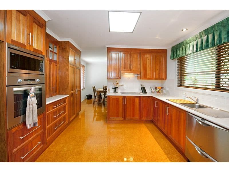 24 Standish Street, NORMAN GARDENS QLD 4701, Norman Gardens - Thumbnail 3
