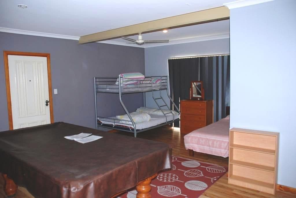  5 Hutchcraft Court, GREEN HEAD WA 6514, Green Head - Thumbnail 5