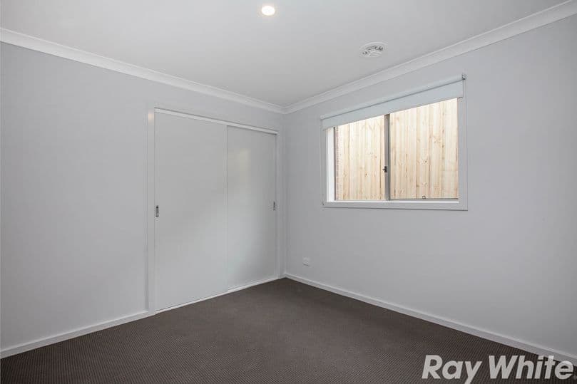 5 Scotchmer Crescent, Mernda VIC 3754, Mernda - Thumbnail 4