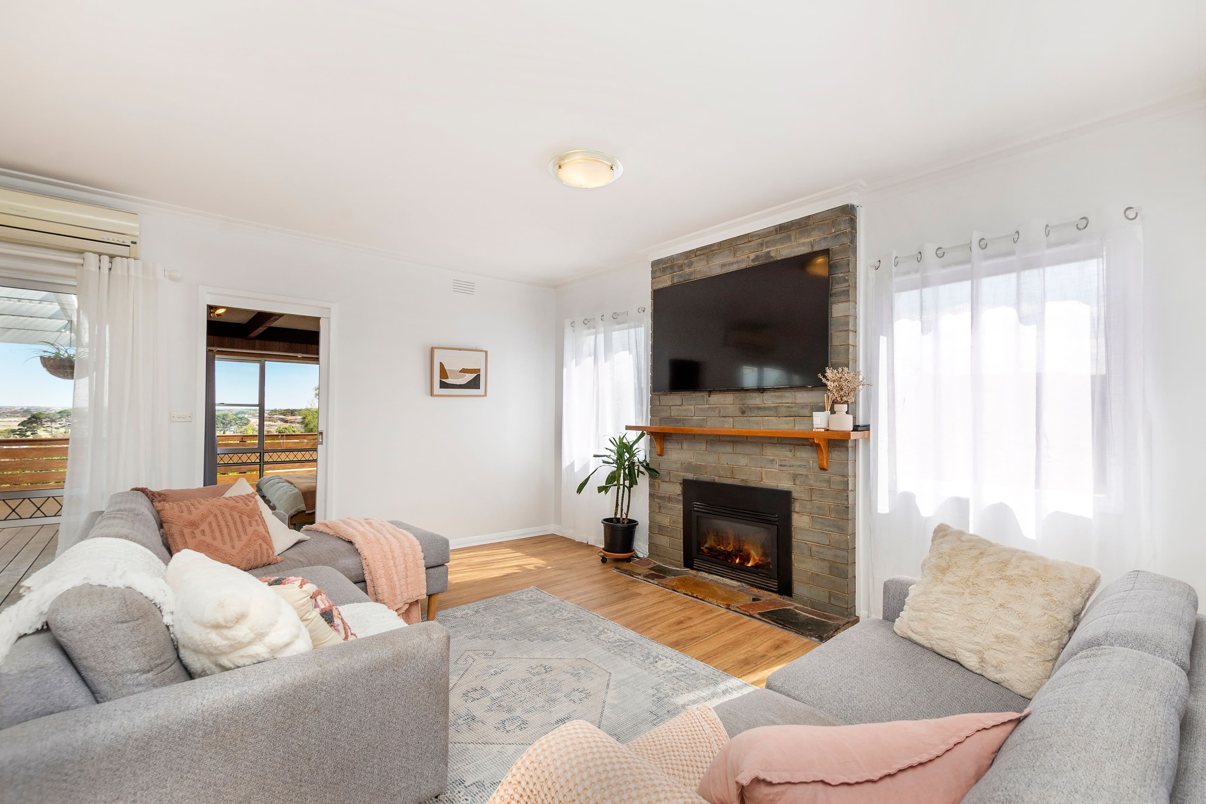 14 Skiddaw Crescent, Warrnambool VIC 3280, Warrnambool - Thumbnail 3