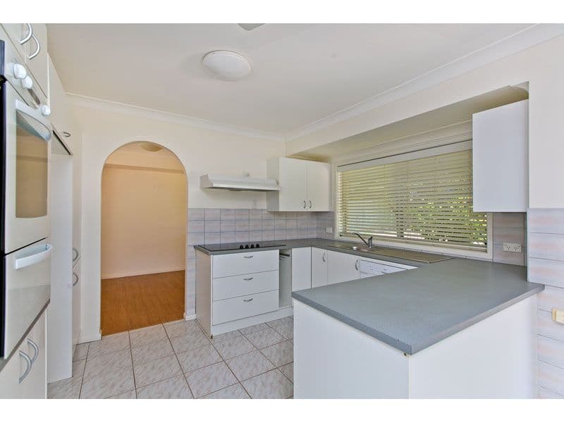 11 Chestnut Crescent, Victoria Point QLD 4165, Victoria Point - Thumbnail 5