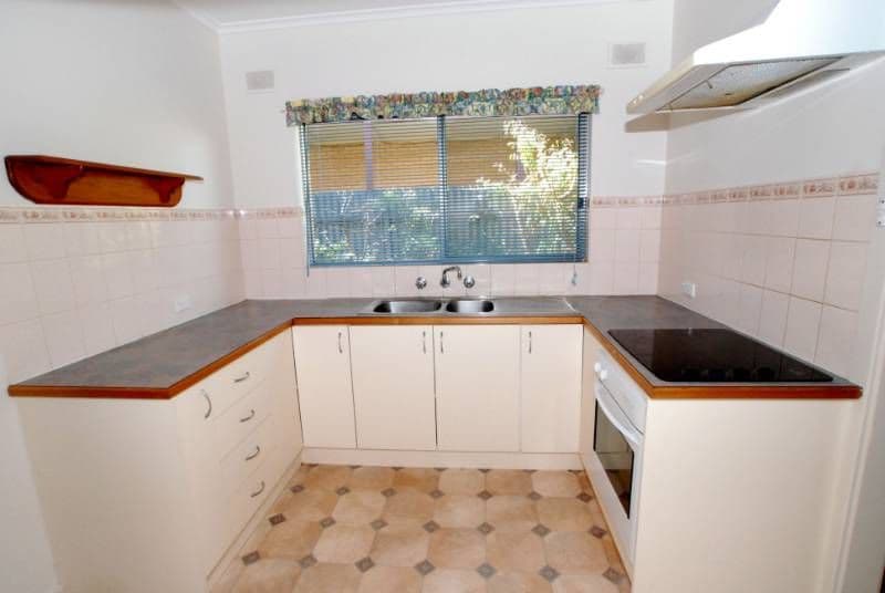 21 Chynoweth Avenue, HACKHAM SA 5163, Hackham - Thumbnail 2