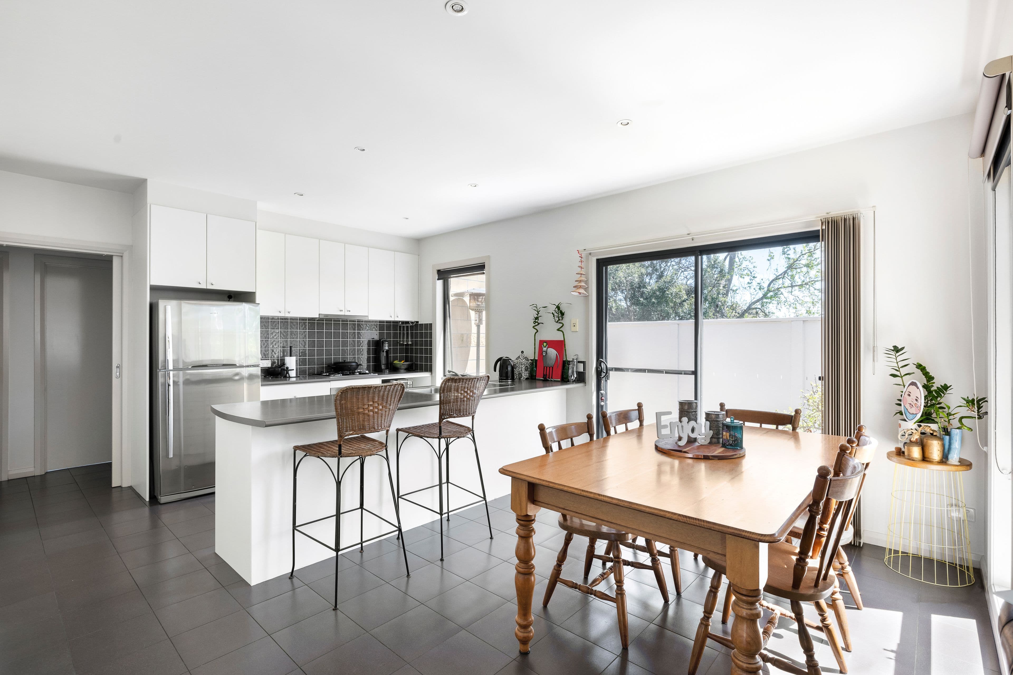 15 Screen Street, Frankston VIC 3199, Frankston - Thumbnail 2