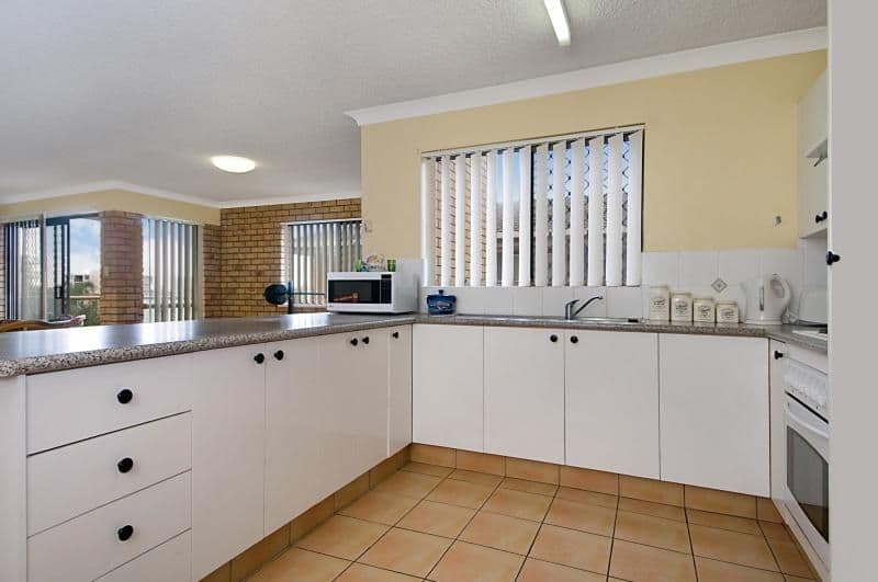  17 Broadwaters, Dingle Avenue, KINGS BEACH QLD 4551, Kings Beach - Thumbnail 2