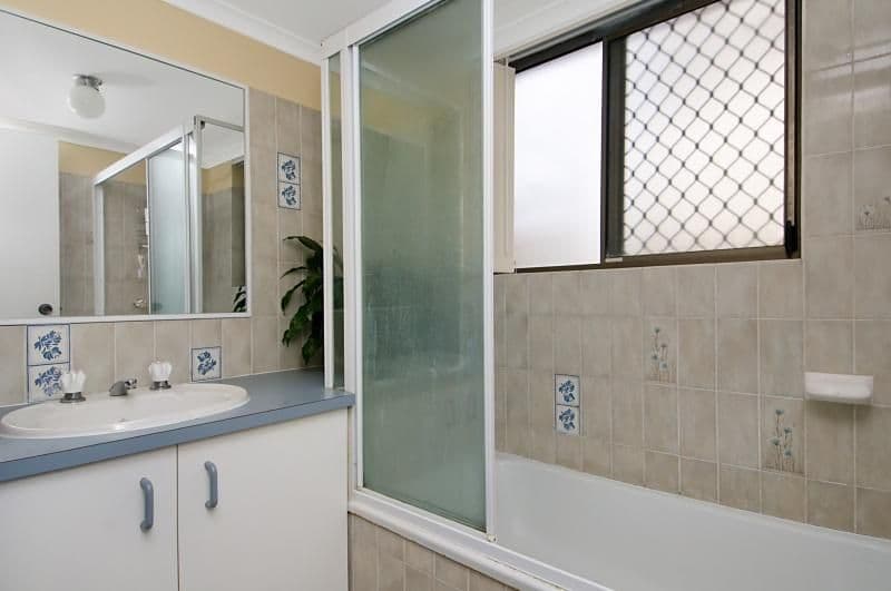  17 Broadwaters, Dingle Avenue, KINGS BEACH QLD 4551, Kings Beach - Thumbnail 4