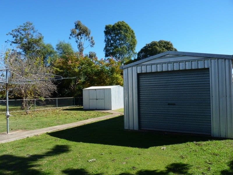 2 Aubigny Road, OAKEY QLD 4401, Oakey - Thumbnail 2