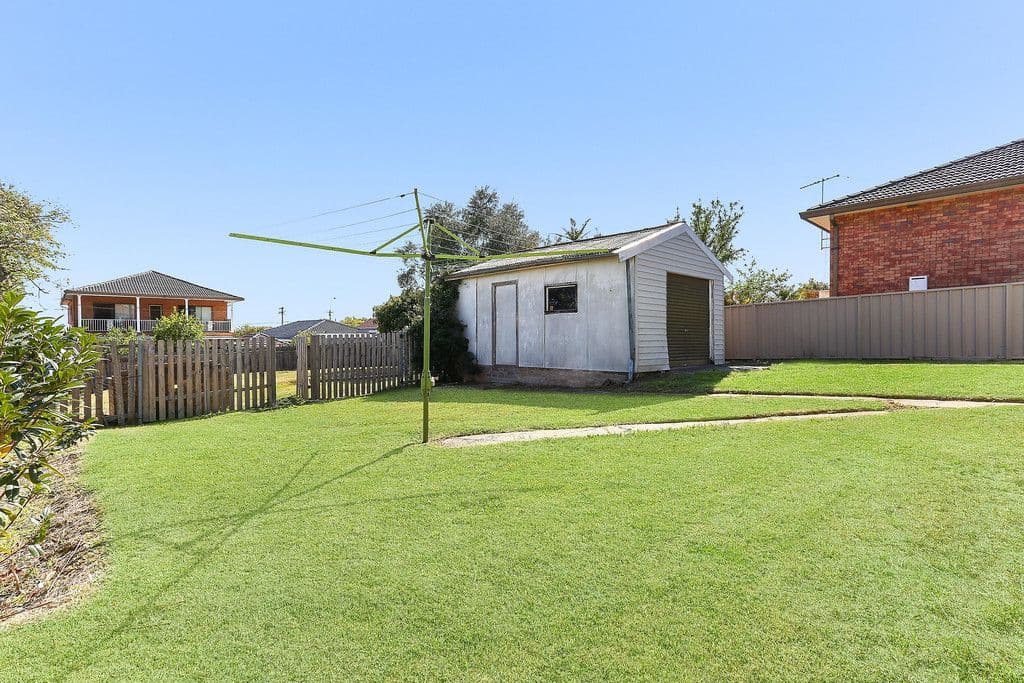 25 Dunkirk Avenue, Kingsgrove - Thumbnail 3