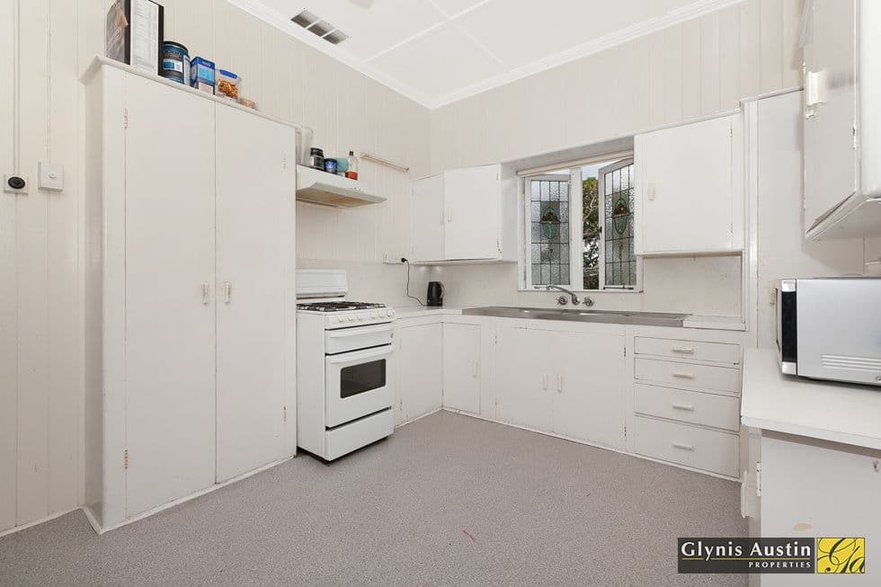 12 Birdwood Terrace, AUCHENFLOWER QLD 4066, Auchenflower - Thumbnail 5