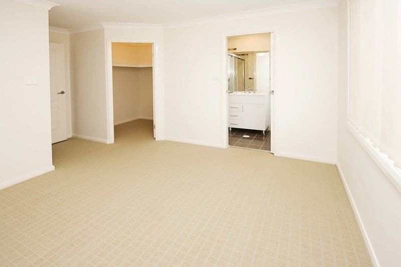 17b Tarrabundi Drive, GLENMORE PARK NSW 2745, Glenmore Park - Thumbnail 5