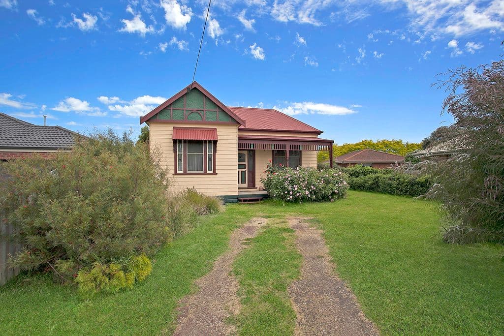 8 Russell Court, KOROIT VIC 3282, Koroit - Image 1
