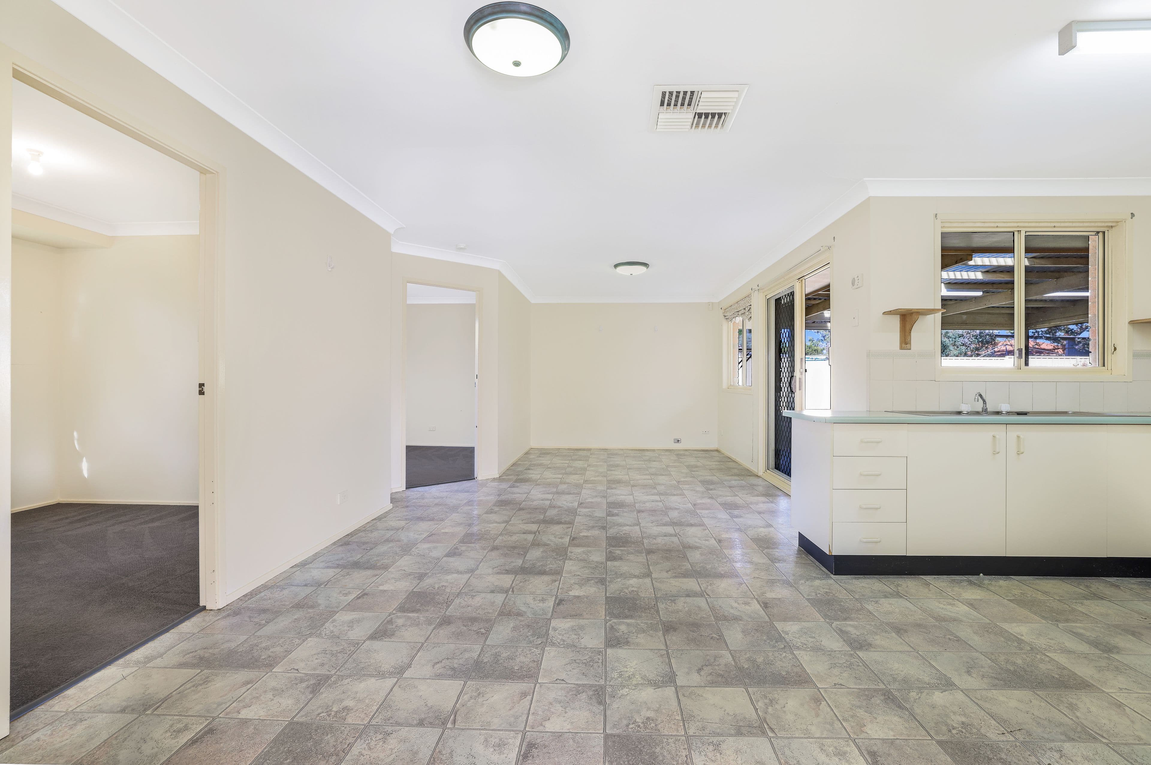 11 Caley Close, Tamworth NSW 2340, Tamworth - Thumbnail 6