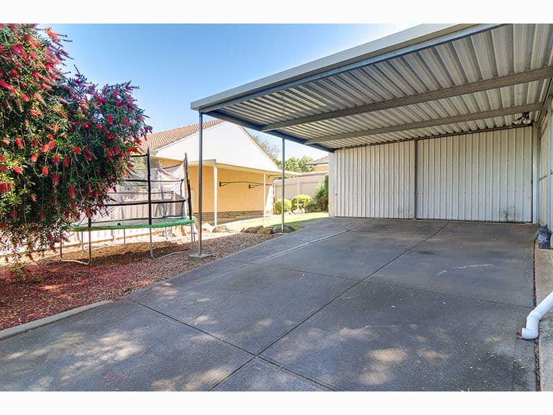 2 Vine Street, Morphett Vale SA 5162, Morphett Vale - Thumbnail 2