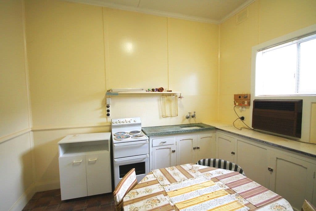 55 Murringo Street, Young NSW 2594, Young - Thumbnail 4