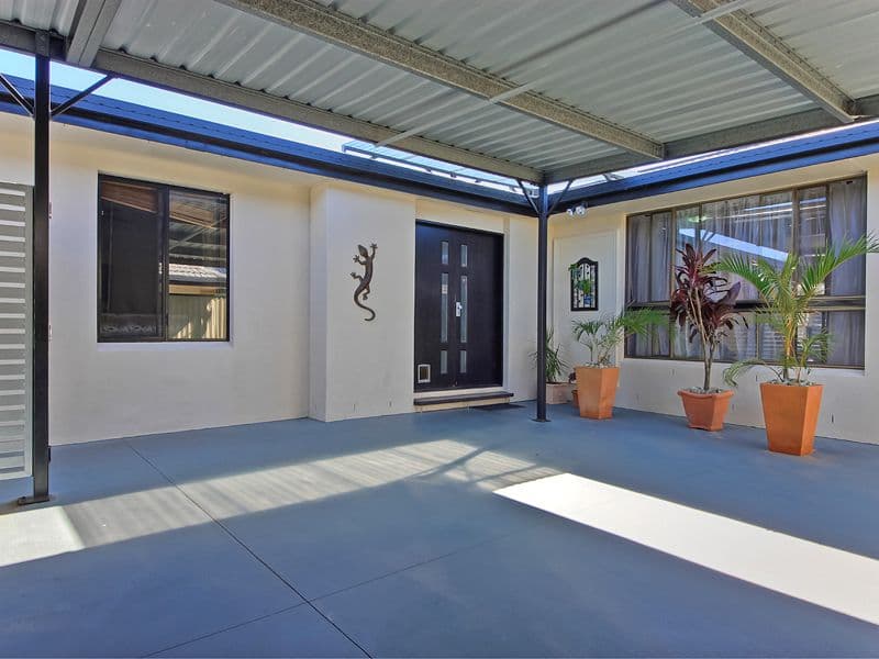 8 Beacon Crescent, NEWPORT QLD 4020, Newport - Thumbnail 4