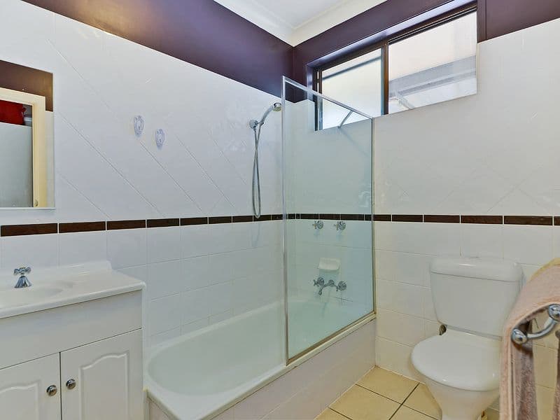 8 Beacon Crescent, NEWPORT QLD 4020, Newport - Thumbnail 8