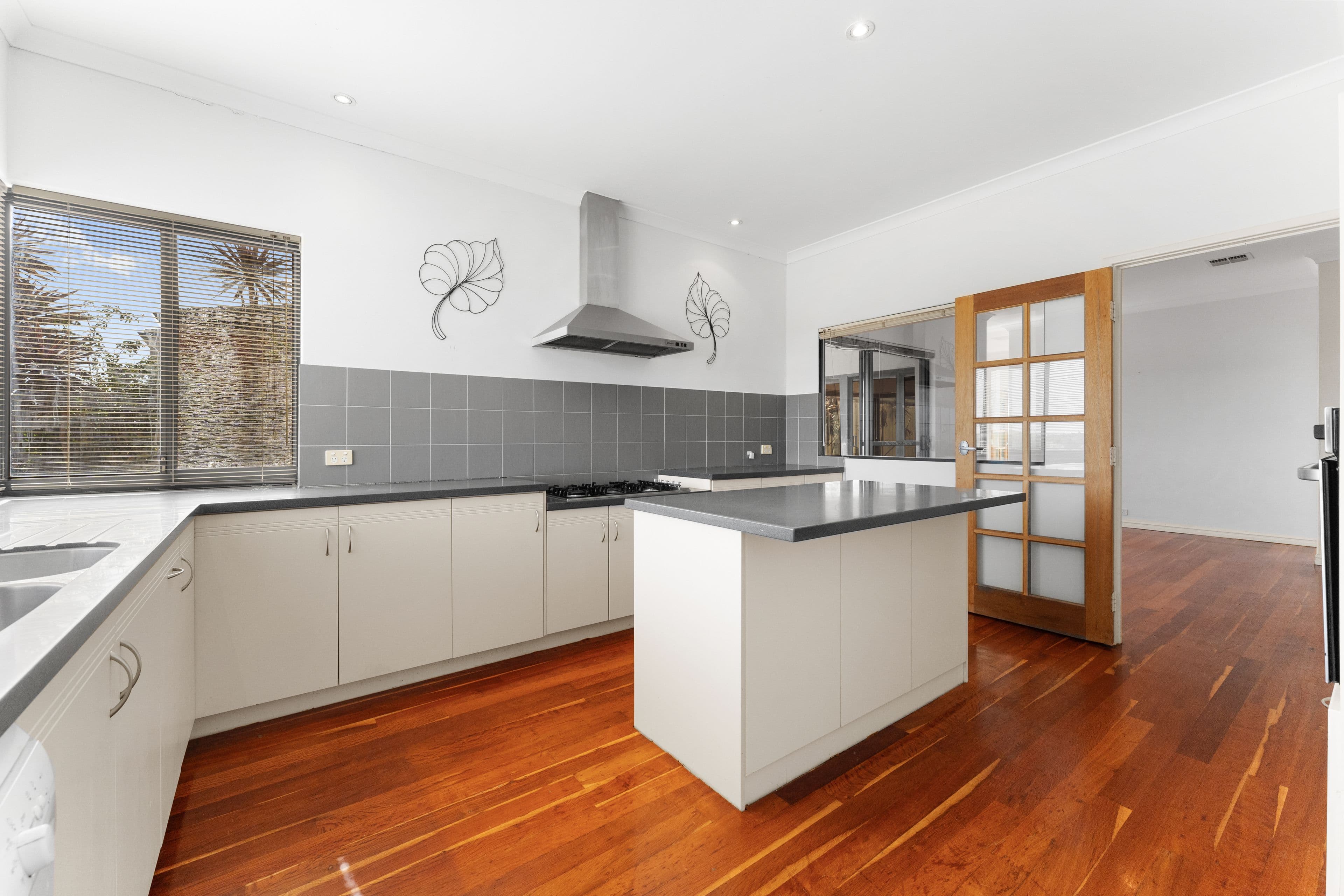 54 Bayside Boulevard, Port Kennedy WA 6172, Port Kennedy - Thumbnail 7