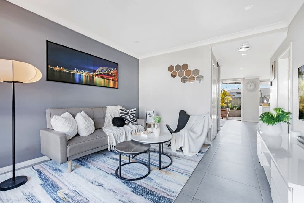 3 Holstein Close, Quakers Hill - Image 1