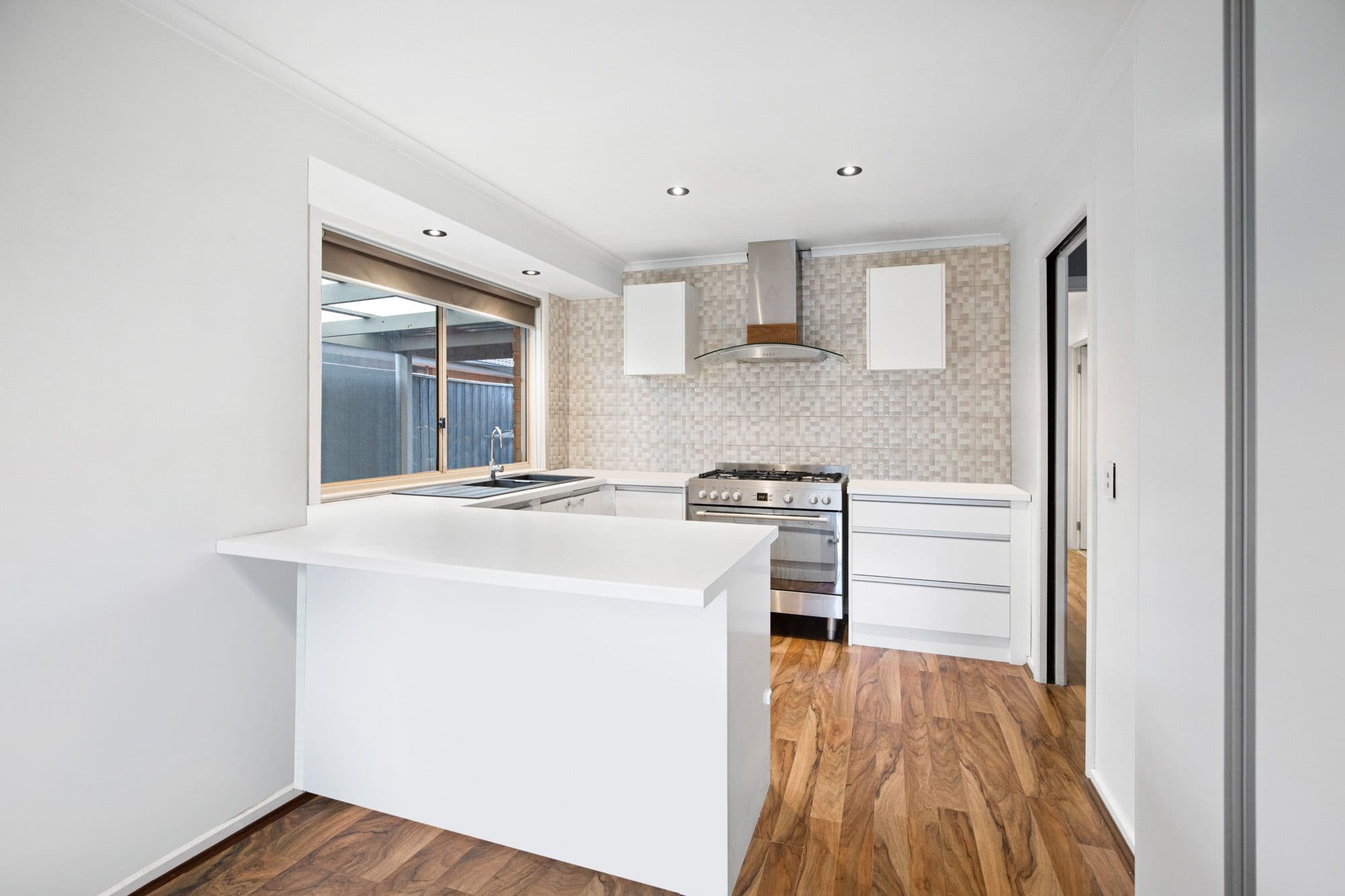 7 Macquarie Drive, Wyndham Vale VIC 3024, Wyndham Vale - Thumbnail 3