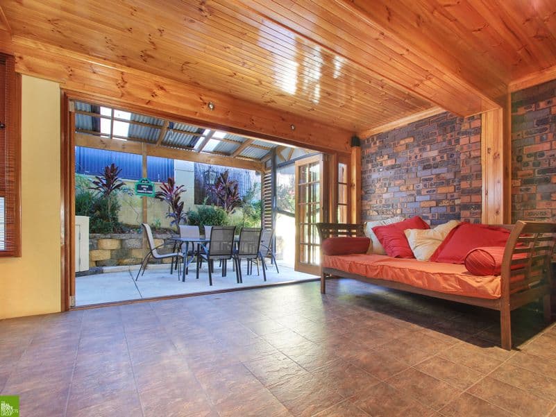 1 Stanley Avenue, FARMBOROUGH HEIGHTS NSW 2526, Farmborough Heights - Thumbnail 2