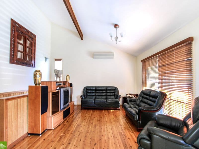1 Stanley Avenue, FARMBOROUGH HEIGHTS NSW 2526, Farmborough Heights - Thumbnail 6