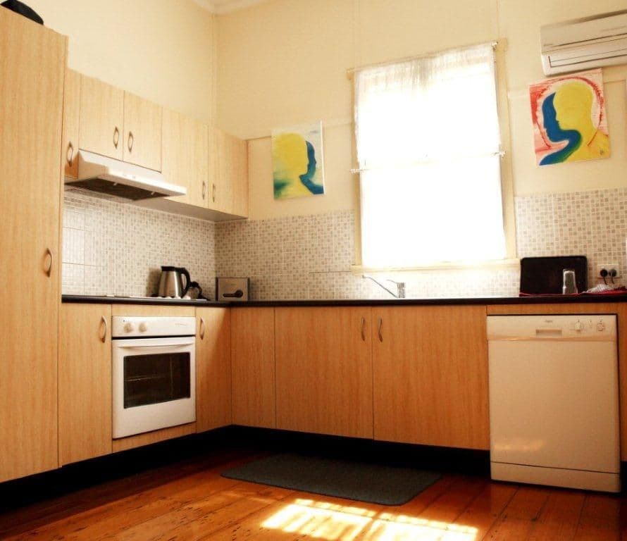 118 Pearson Street, KANGAROO POINT QLD 4169, Kangaroo Point - Thumbnail 3