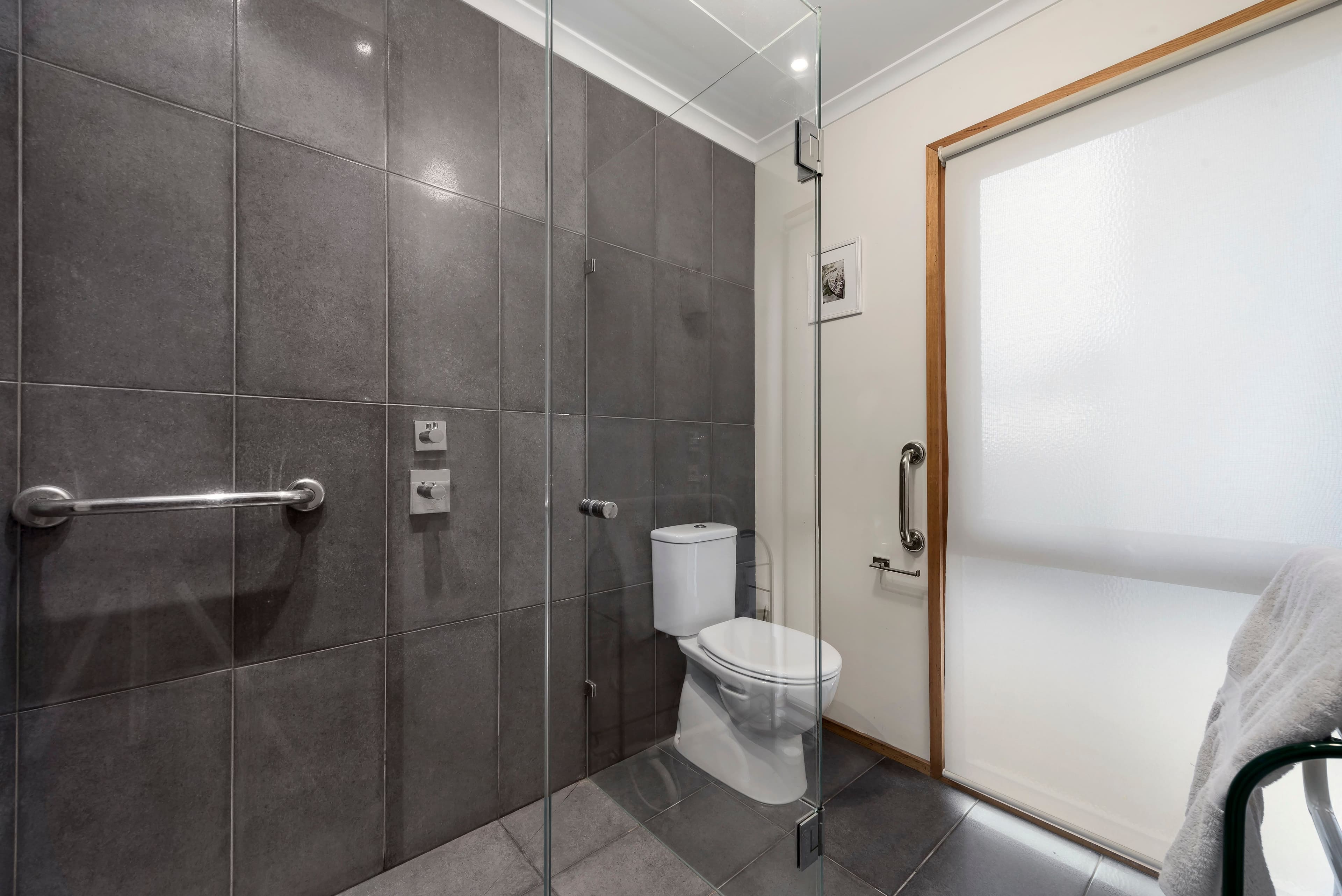 13 Dandelion Drive, Rowville VIC 3178, Rowville - Thumbnail 6