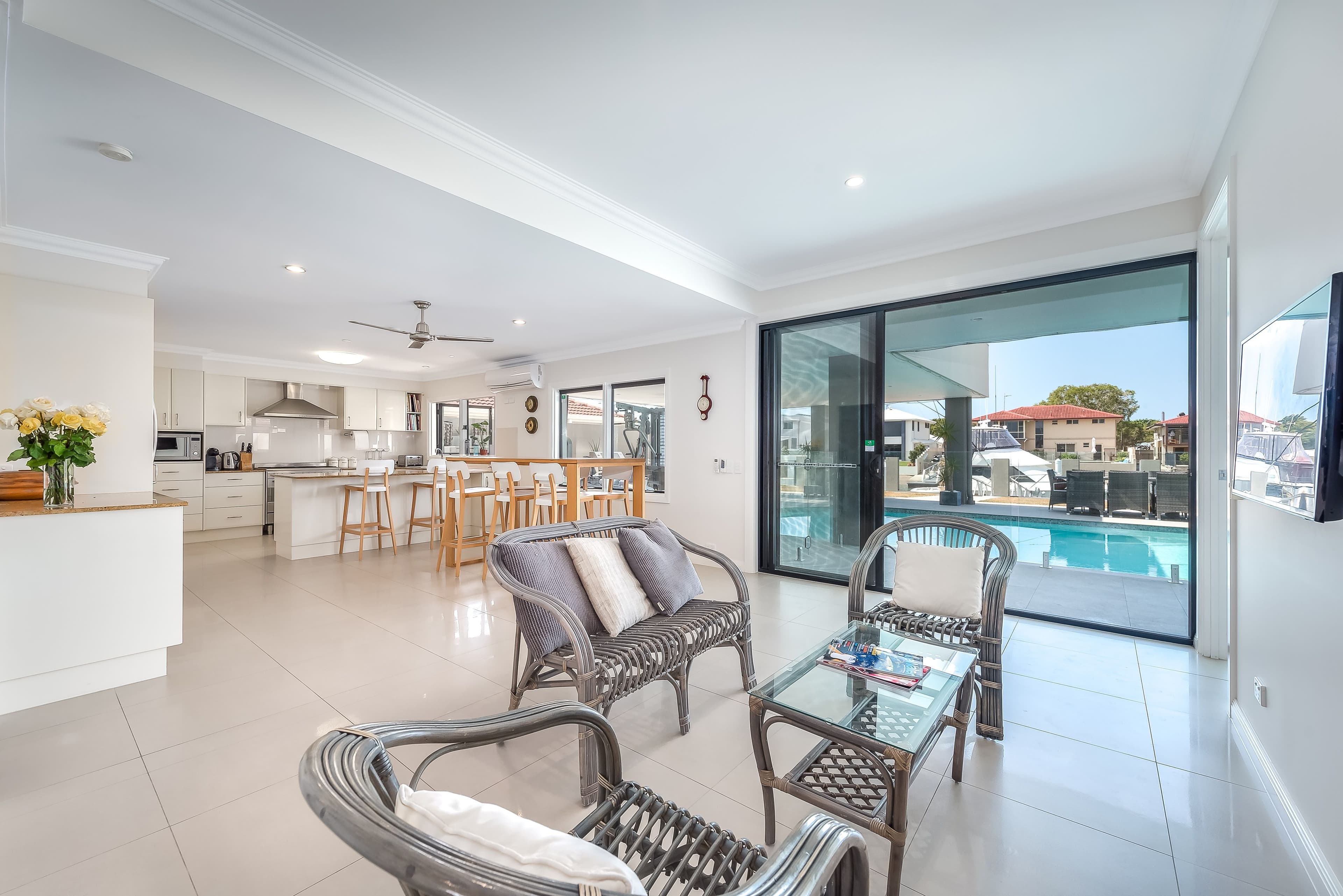 5 Drysdale Place, Paradise Point QLD 4216, Paradise Point - Thumbnail 4