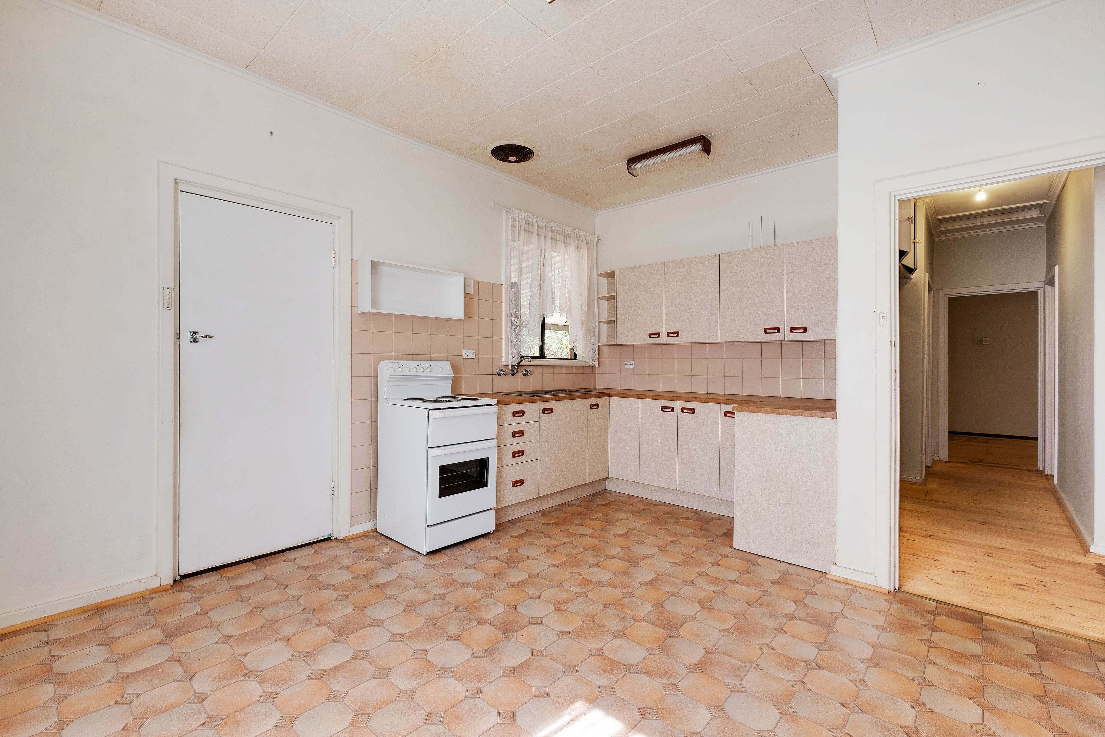 19 Nitschke Street, Elizabeth Grove SA 5112, Elizabeth Grove - Thumbnail 5