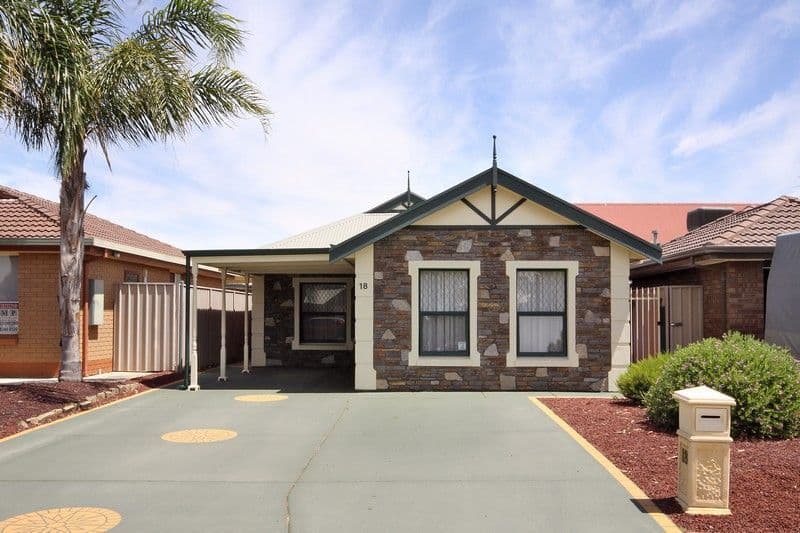 18  Carlyle Crescent, POORAKA SA 5095, Pooraka - Image 1