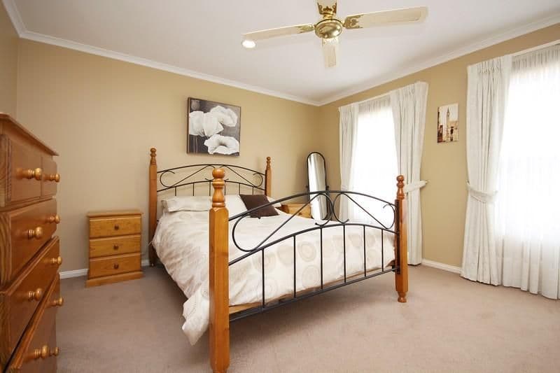 18  Carlyle Crescent, POORAKA SA 5095, Pooraka - Thumbnail 2