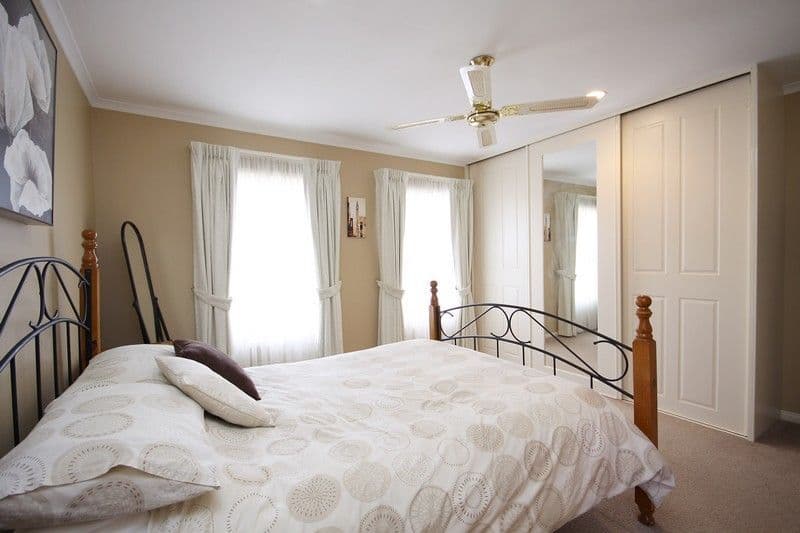 18  Carlyle Crescent, POORAKA SA 5095, Pooraka - Thumbnail 3
