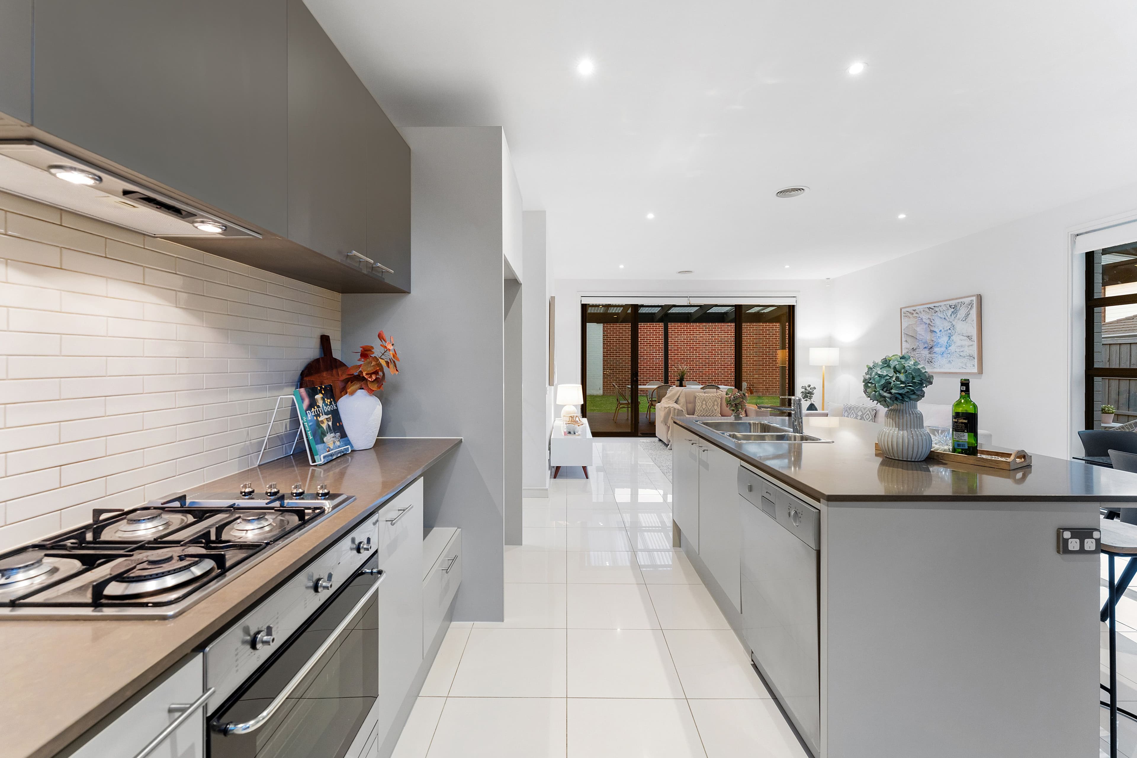 92 Stadium Circuit, Mulgrave VIC 3170, Mulgrave - Thumbnail 4