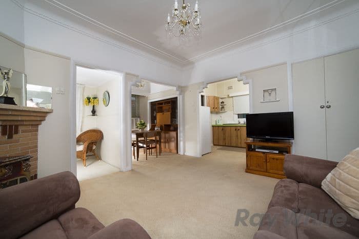 1 Stephens Avenue, GLENDALE NSW 2285, Glendale - Thumbnail 2