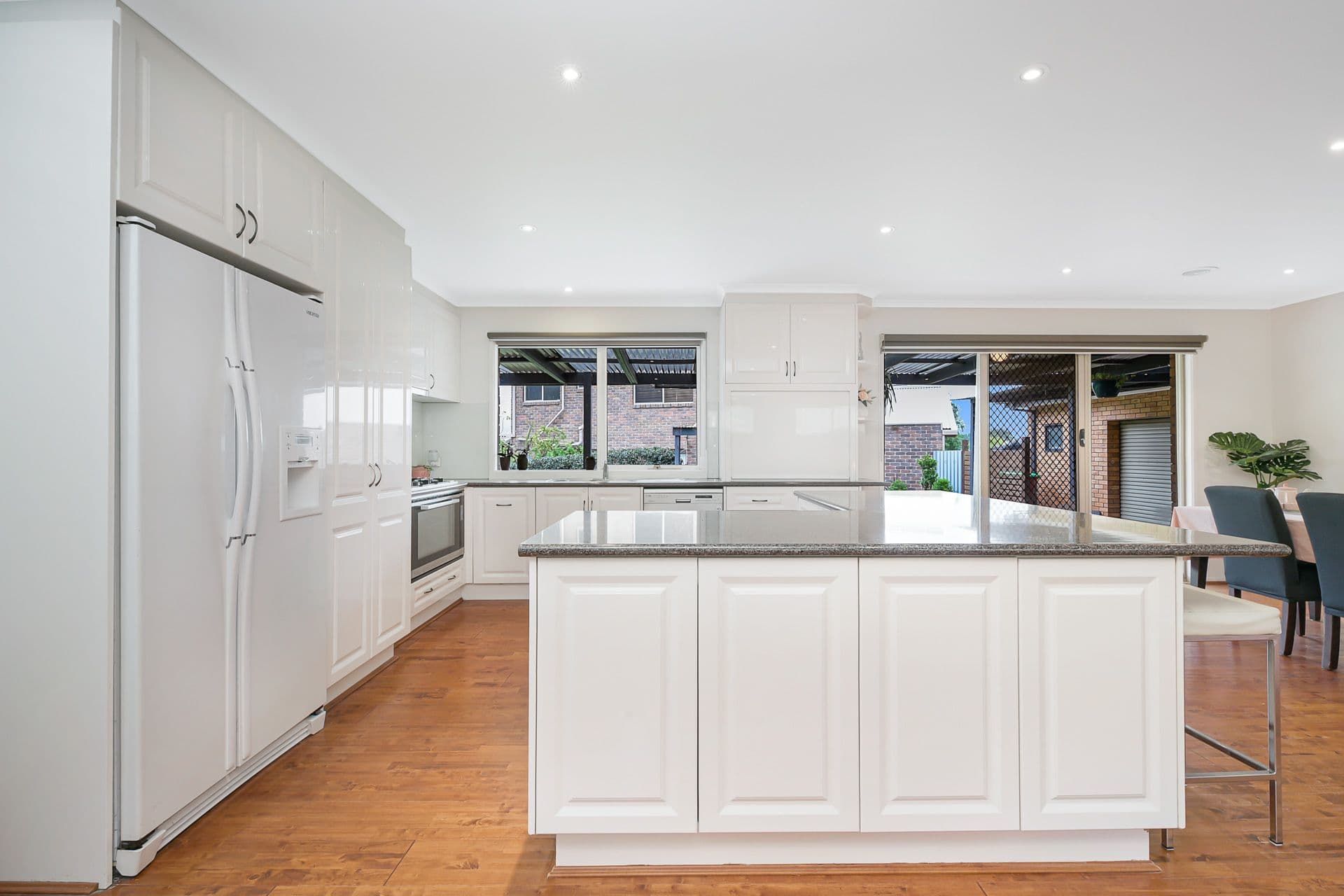 82 Quarry Hills Drive, Berwick VIC 3806, Berwick - Thumbnail 6