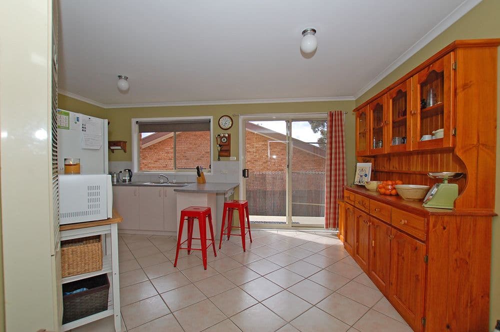 49 Maloney Street, Queanbeyan NSW 2620, Queanbeyan West - Thumbnail 8