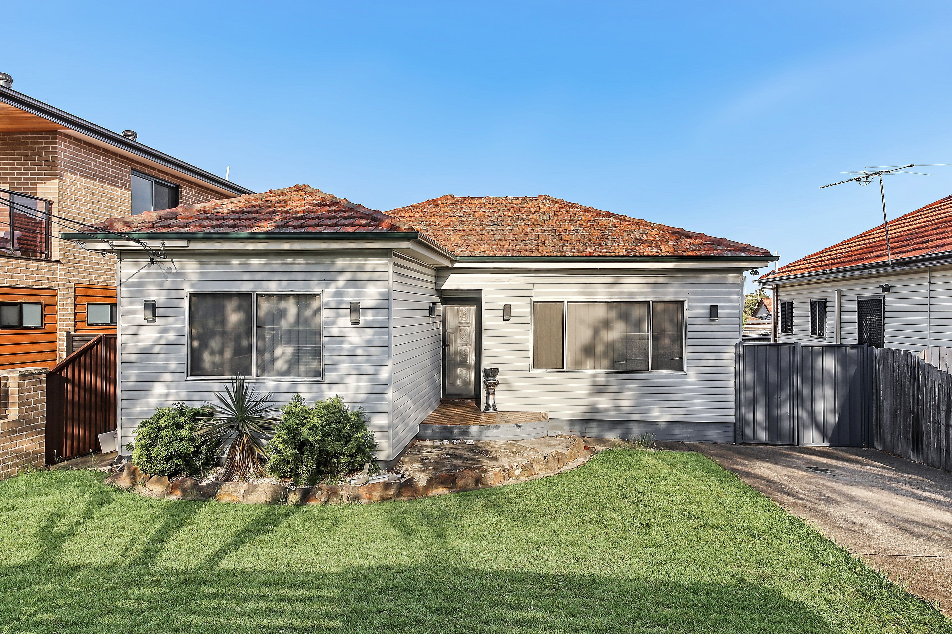 12 Adeline Street, Bass Hill - Image 1