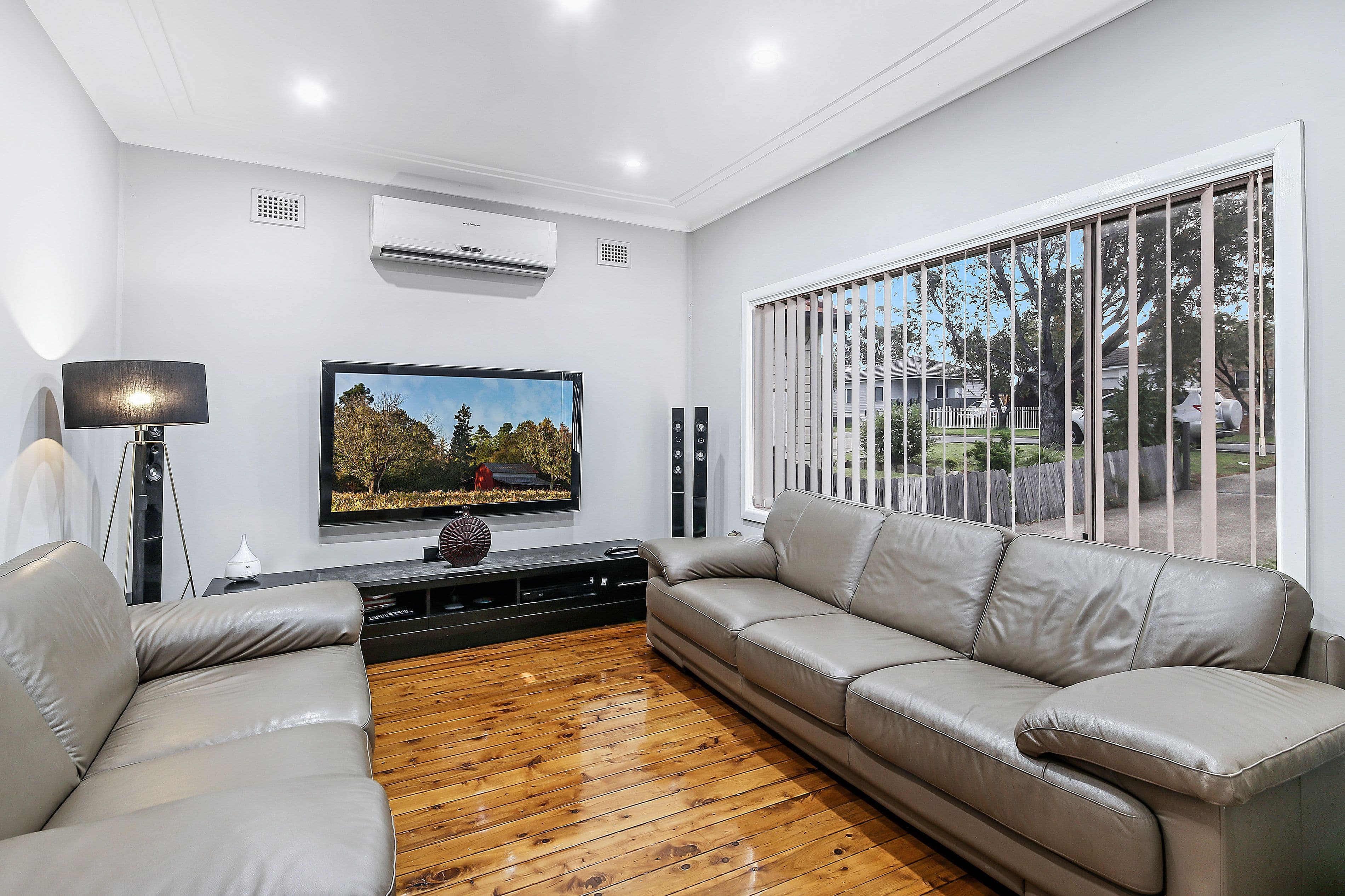 12 Adeline Street, Bass Hill - Thumbnail 2