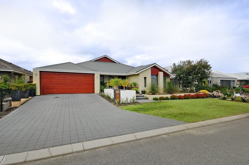 10 Ewens Pass, Ellenbrook WA 6069, Ellenbrook - Thumbnail 2