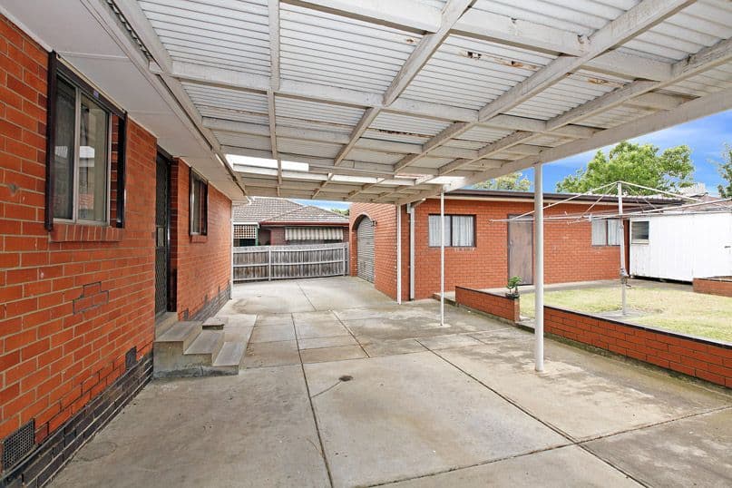30 Churchill Avenue, RESERVOIR VIC 3073, Reservoir - Thumbnail 5
