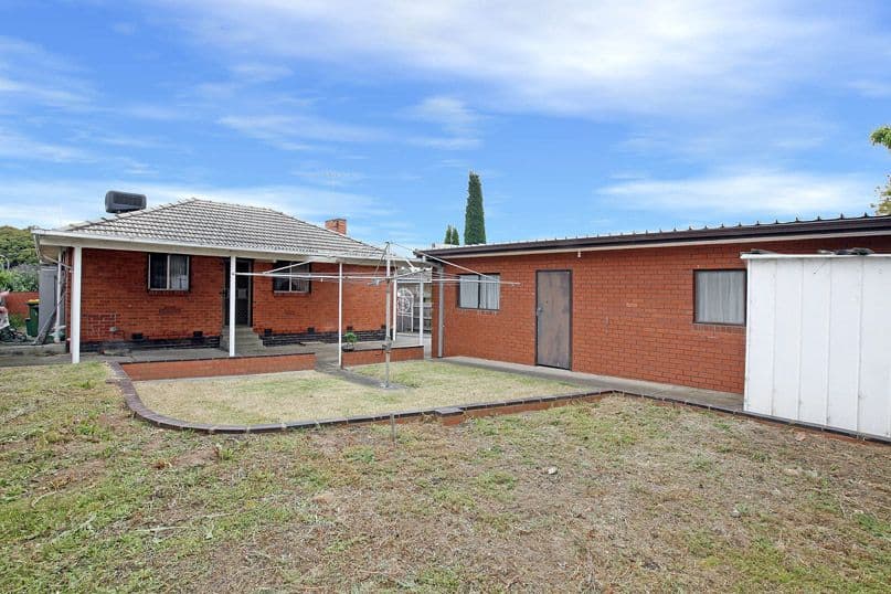 30 Churchill Avenue, RESERVOIR VIC 3073, Reservoir - Thumbnail 6