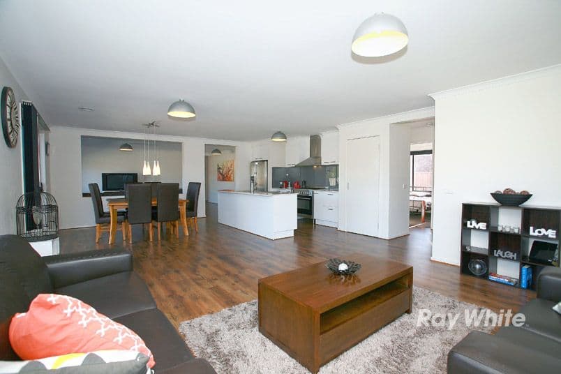 16 Haines Street, CRANBOURNE EAST VIC 3977, Cranbourne East - Thumbnail 4