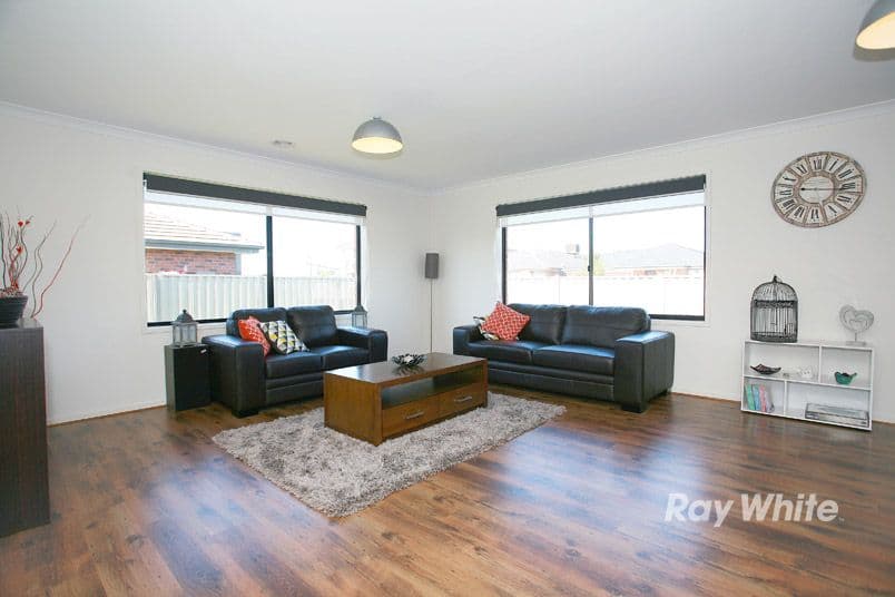 16 Haines Street, CRANBOURNE EAST VIC 3977, Cranbourne East - Thumbnail 7