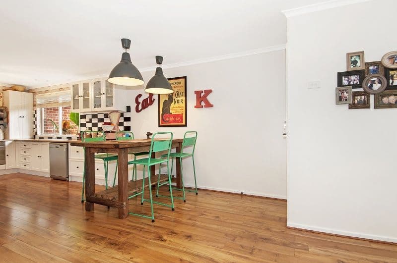 11 Broderick Road, CARRUM DOWNS VIC 3201, Carrum Downs - Thumbnail 2