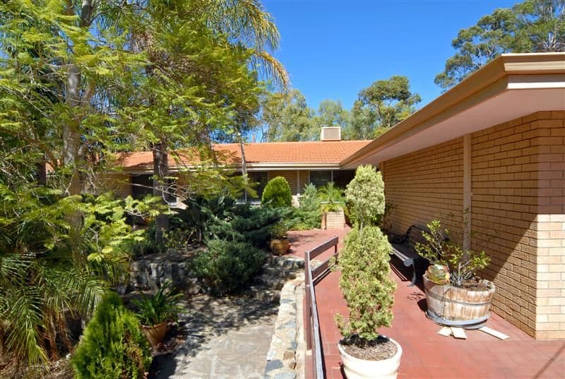 51 Norwood Road, MAIDA VALE WA 6057, Maida Vale - Thumbnail 2