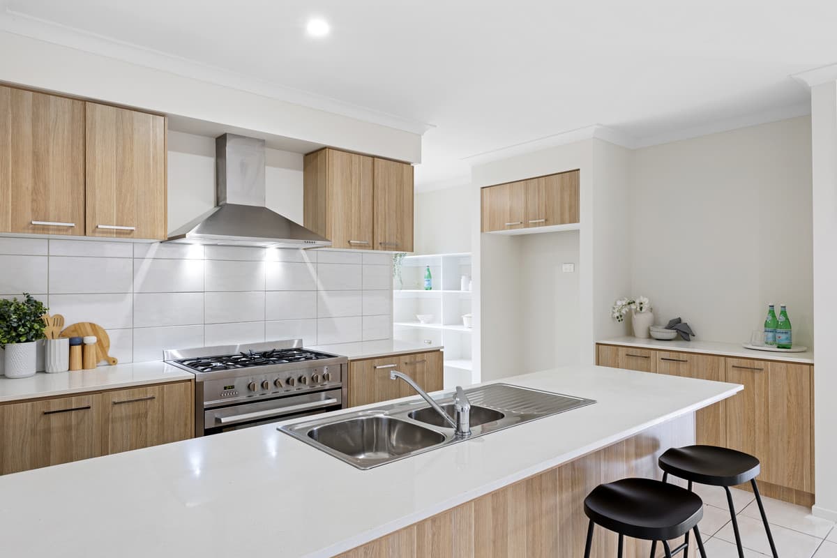13 Juliet Way, Berwick VIC 3806, Berwick - Thumbnail 5