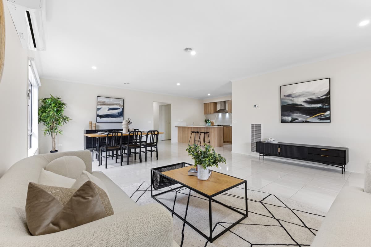 13 Juliet Way, Berwick VIC 3806, Berwick - Thumbnail 7