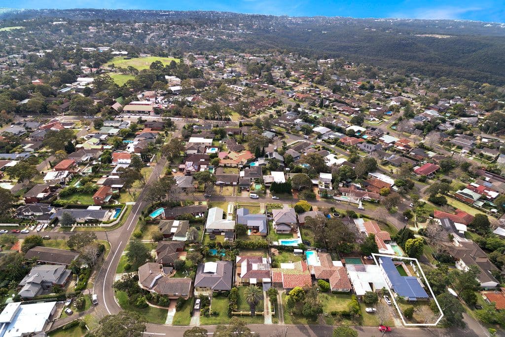 34 Blarney Avenue, Killarney Heights - Thumbnail 2