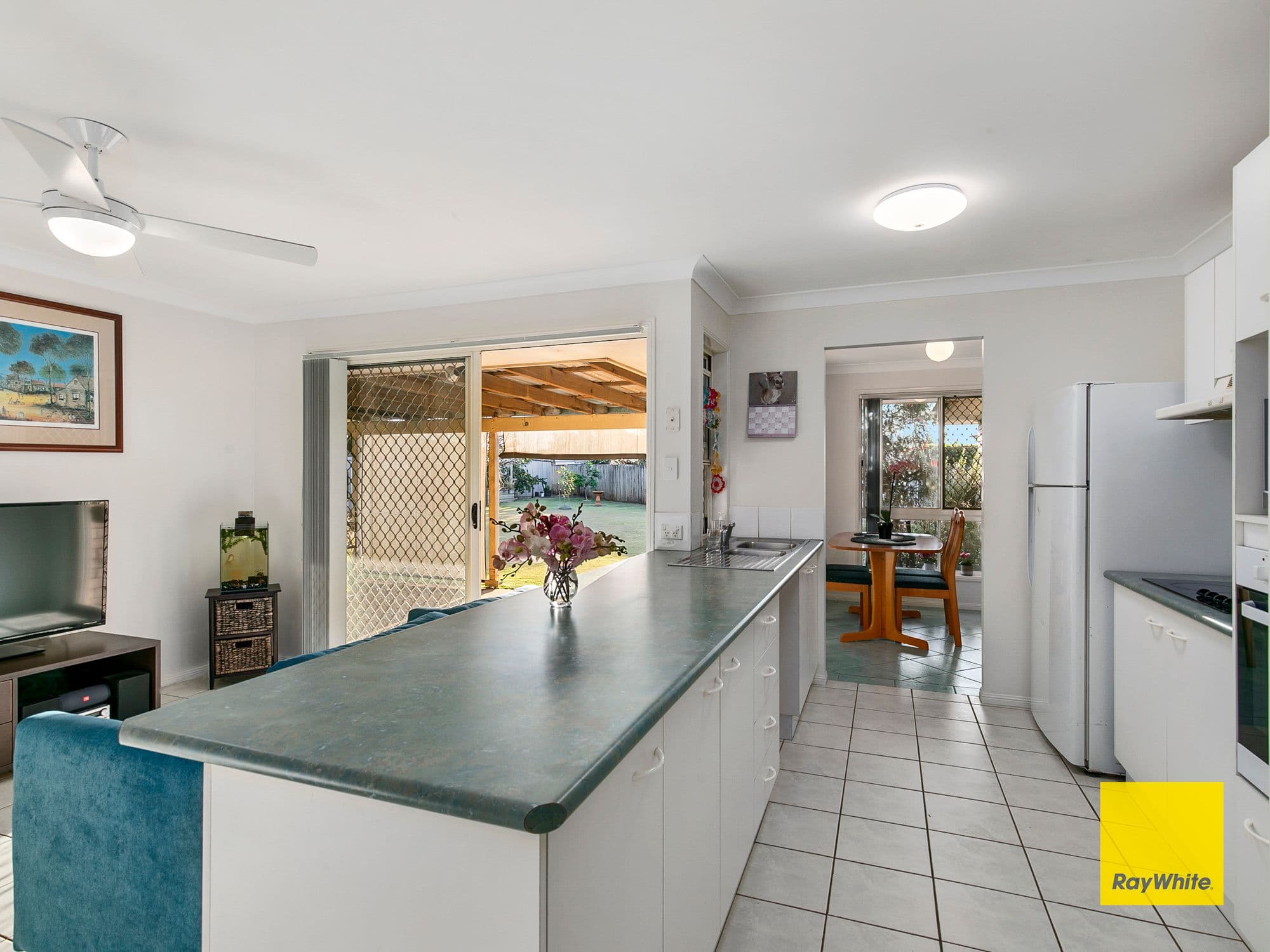 6 Tranquillity Court, Victoria Point QLD 4165, Victoria Point - Thumbnail 3