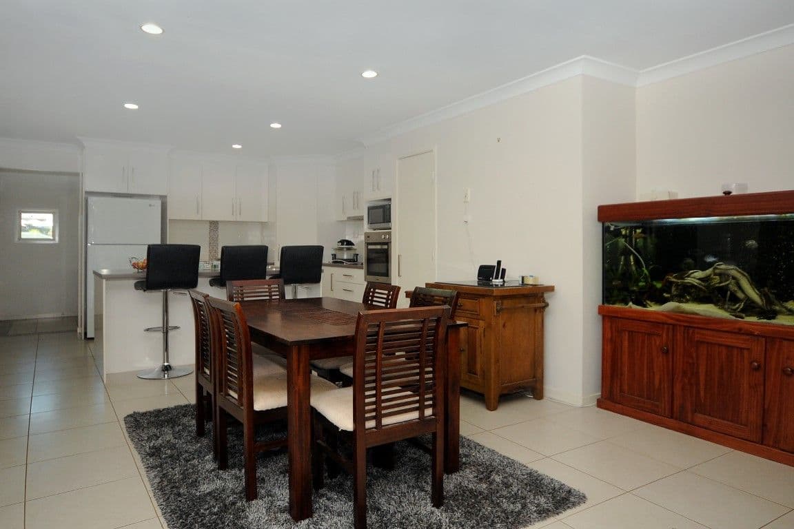 11 Ace Drive, GLENVALE PARK QLD 4350, Glenvale Park - Thumbnail 3