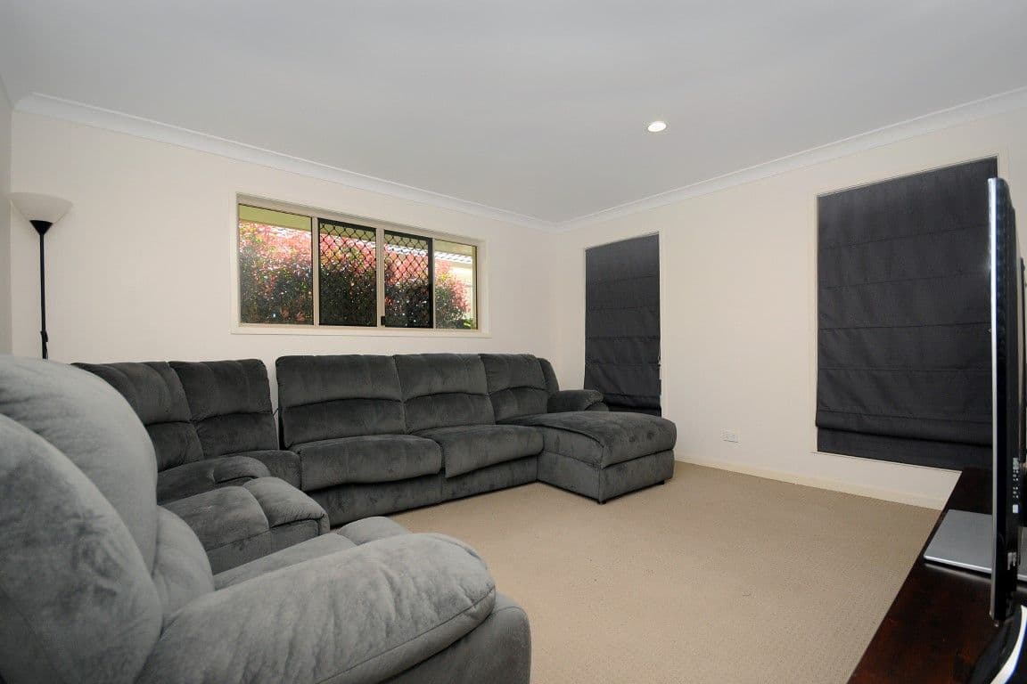11 Ace Drive, GLENVALE PARK QLD 4350, Glenvale Park - Thumbnail 5
